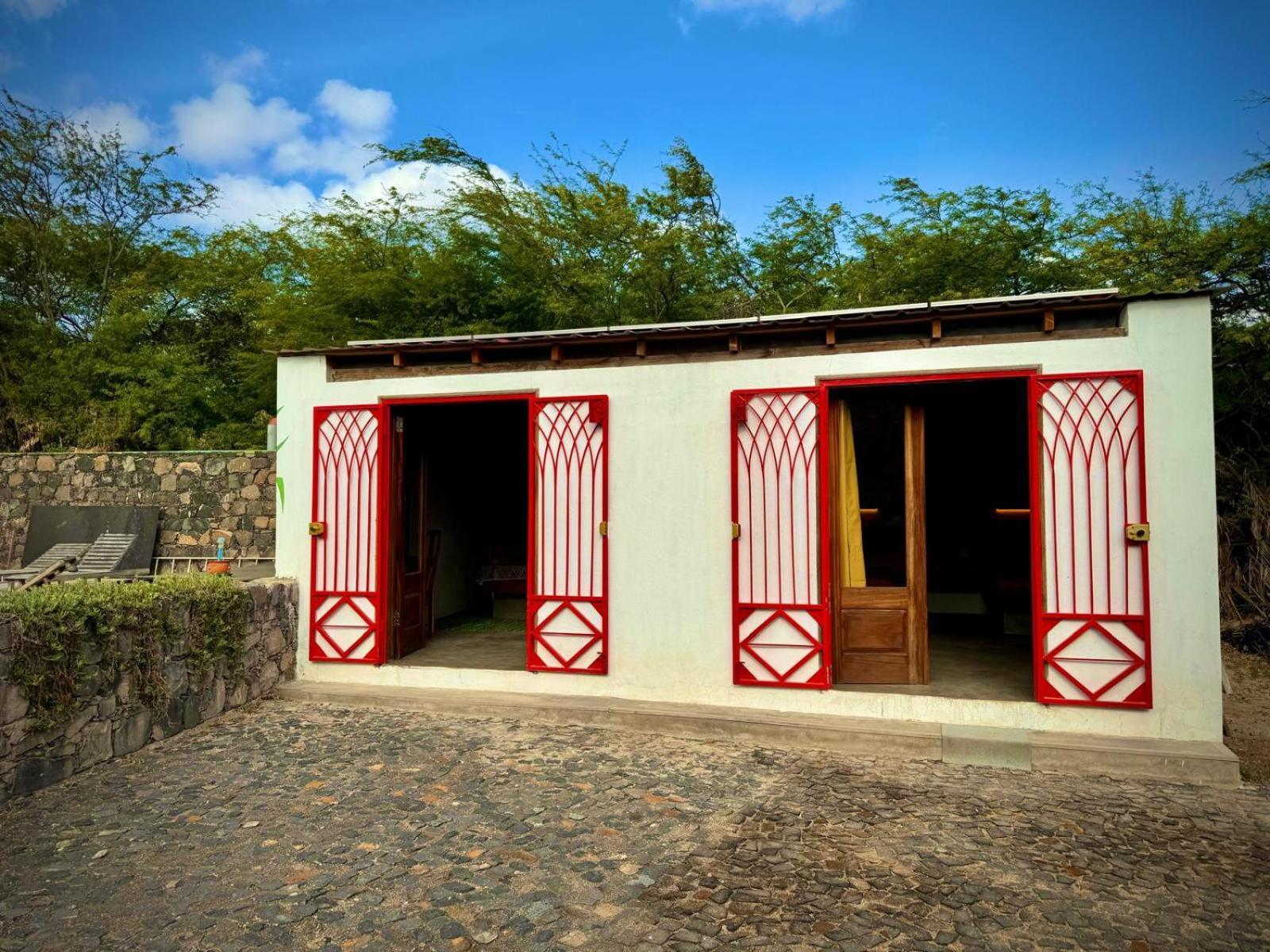 Villa Morabeza Guest House Mindelo Exterior photo